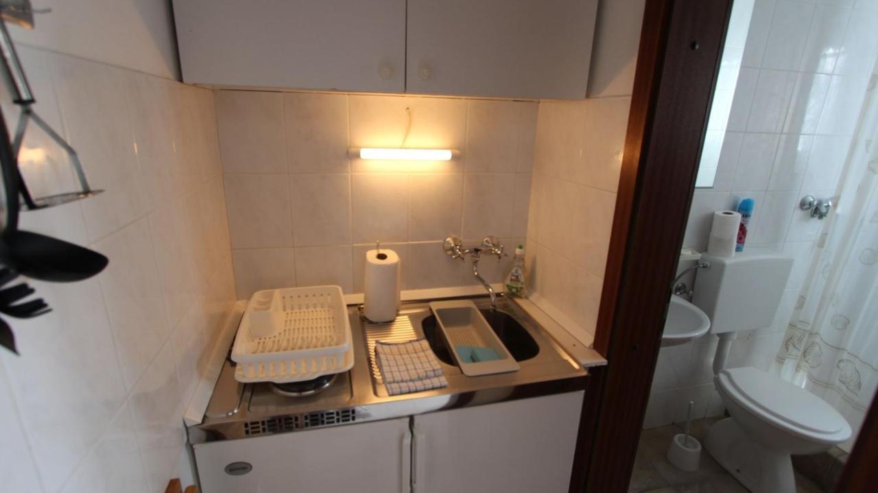 Apartment Kreslin Vantacici Luaran gambar