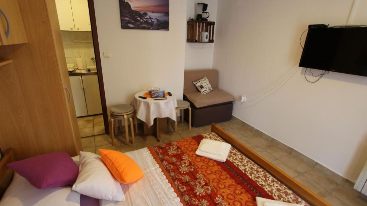 Apartment Kreslin Vantacici Luaran gambar